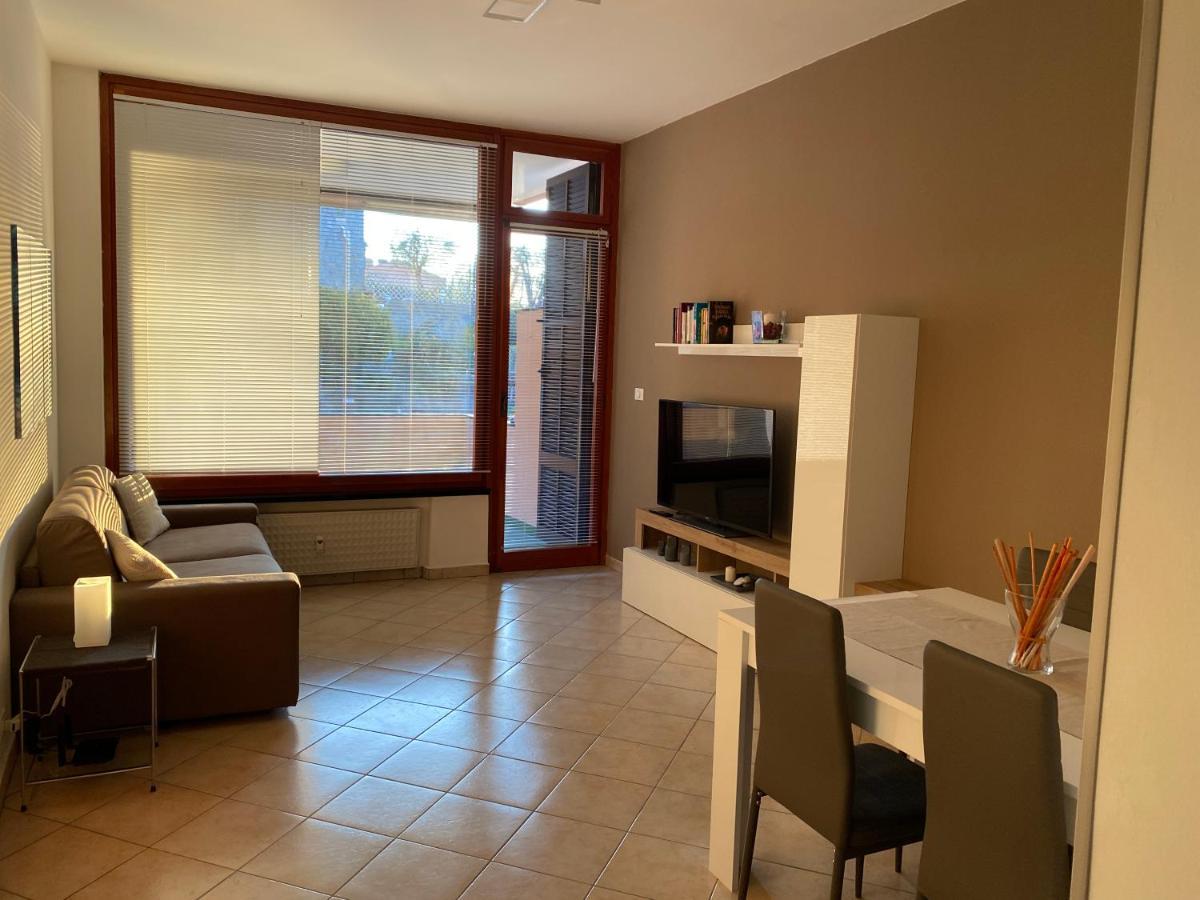 Appartamento In Zona Esclusiva A 50 Mt Dal Mare Arenzano Exterior photo