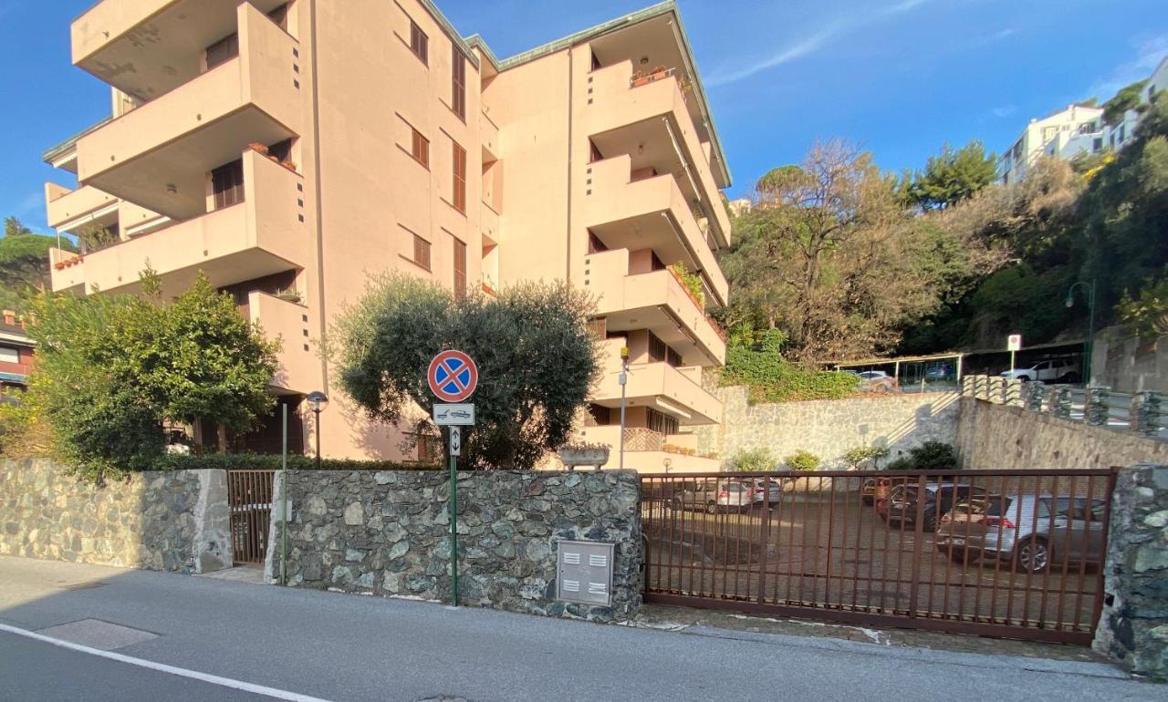 Appartamento In Zona Esclusiva A 50 Mt Dal Mare Arenzano Exterior photo