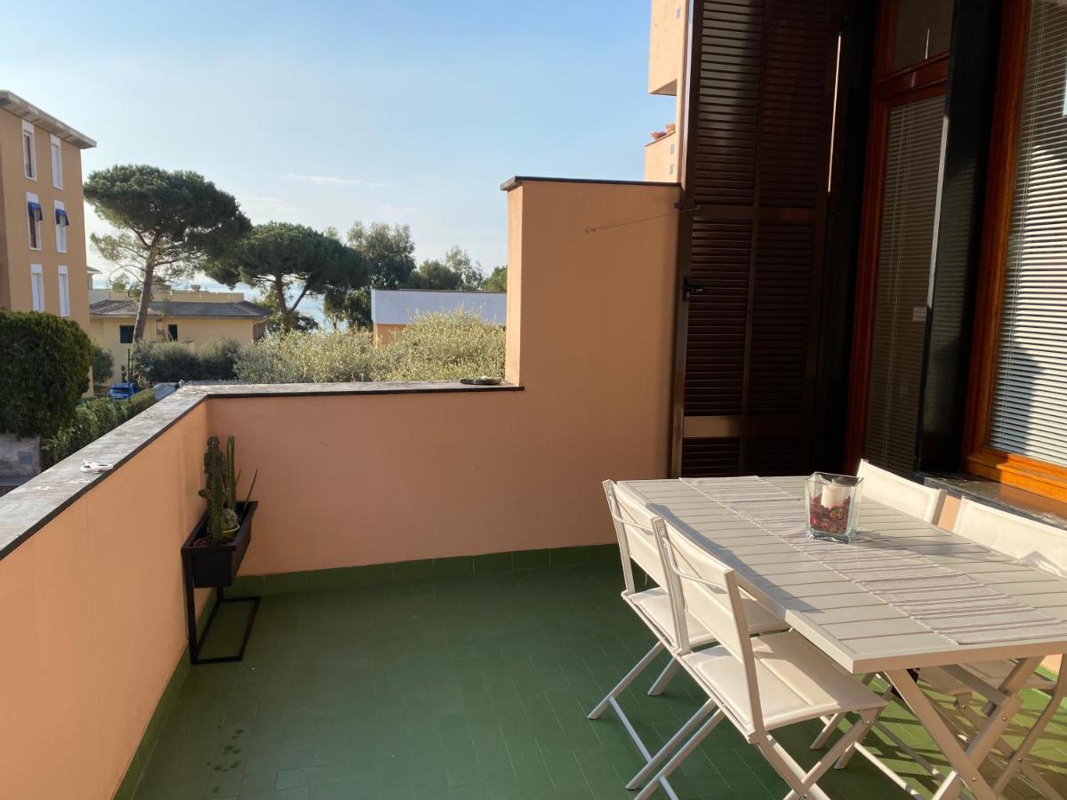 Appartamento In Zona Esclusiva A 50 Mt Dal Mare Arenzano Exterior photo